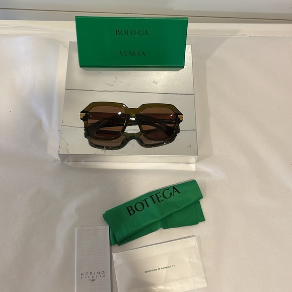 BOTTEGA VENETA BV1123S-004 UNISEX SUNGLASSES - Picture 3 of 7